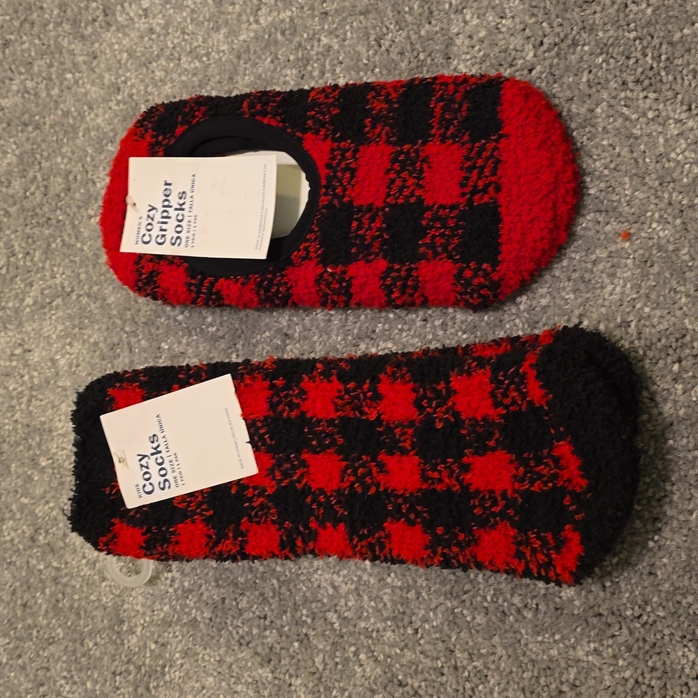 Set of socks and slipper socks for Women and kid